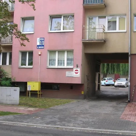 شقة Pod Jasna Gora